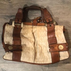 Unique Style Michael Kors Two Zipper Logo Satchel